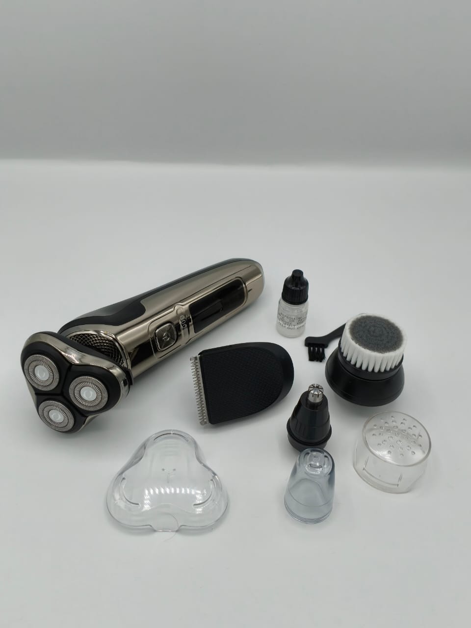 ماشین اصلاح سه تیغ فیلیپس مدل S9000